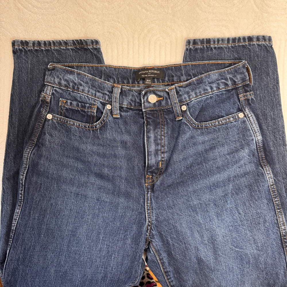 Banana Republic high rise straight leg women’s size 28 / 6 Denim Jeans 90s dark